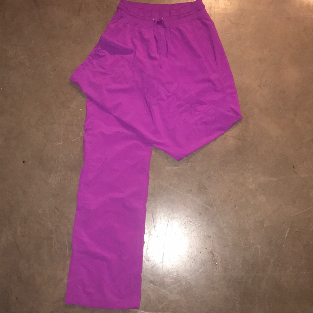 Under Armor Storm Pants Semi Fitted.